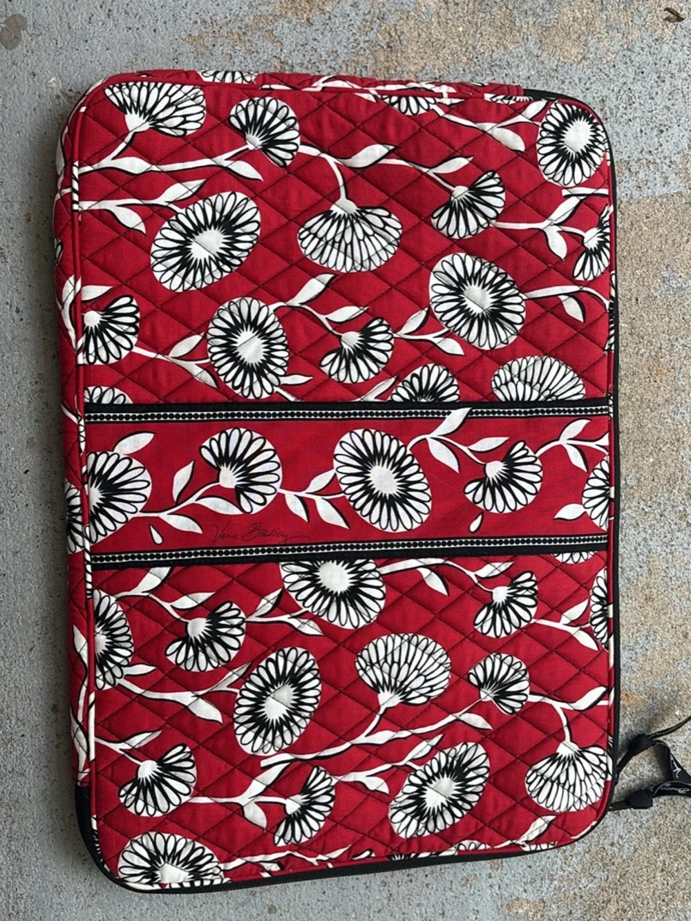 Vera Bradley Red, Black & White Quilted Floral Laptop Sleeve